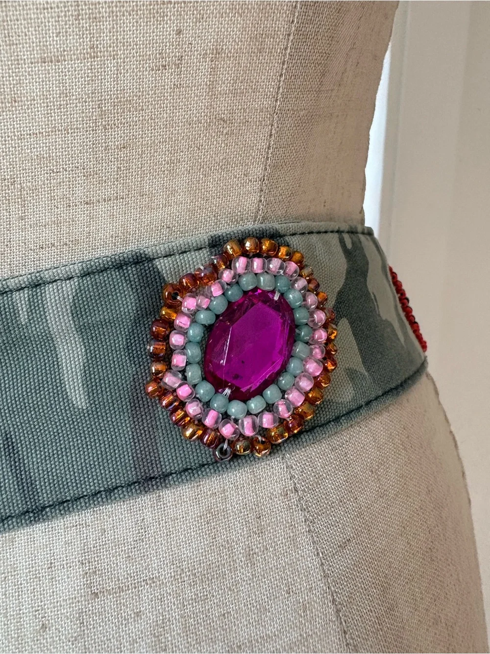 VTG Y2K Camo Beaded Gems Studded Adjustable Buckle Belt Women’s One Size Boho